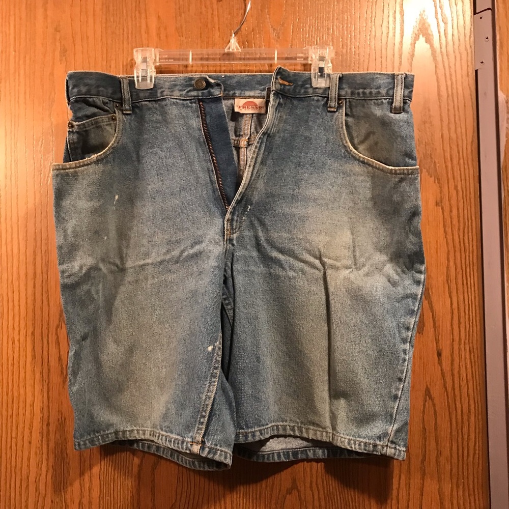 Men’s blue jeans shorts